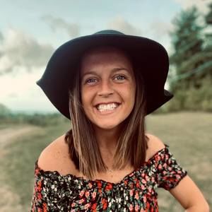 Meet your Posher, Kelly